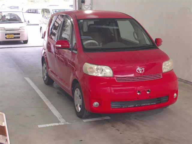 TOYOTA PORTE 2010