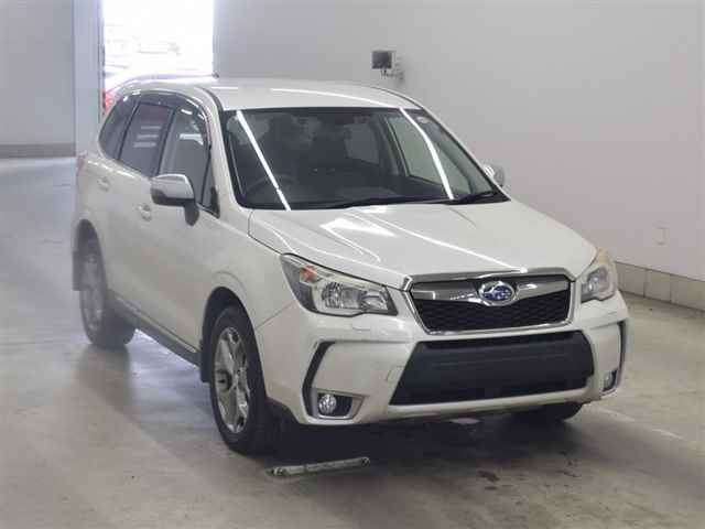 SUBARU FORESTER 2014