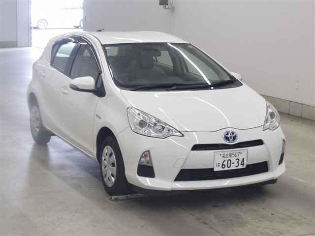 TOYOTA AQUA 2014