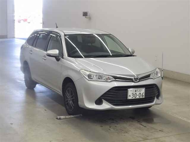 TOYOTA COROLLA FIELDER 2015