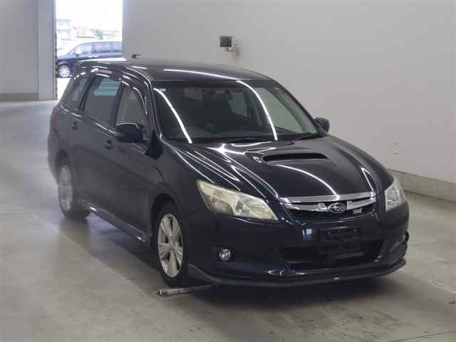 SUBARU EXIGA 2014