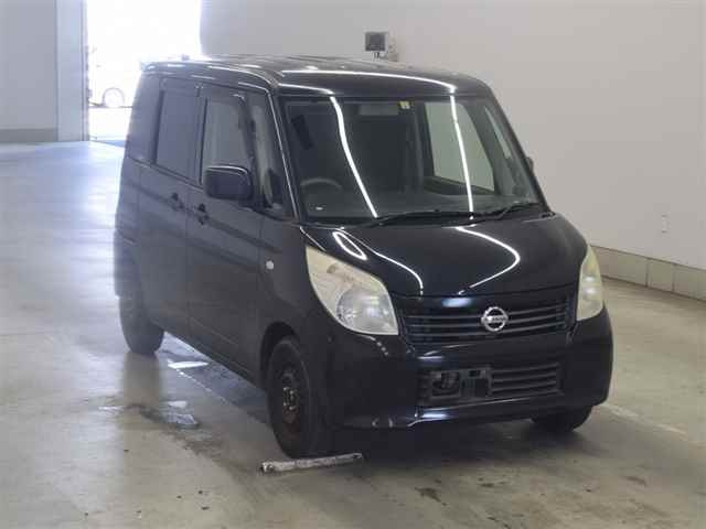 NISSAN ROOX 2010