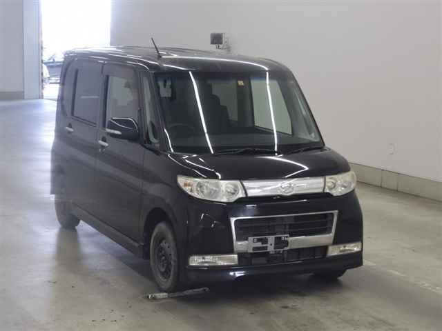 DAIHATSU TANTO 2010