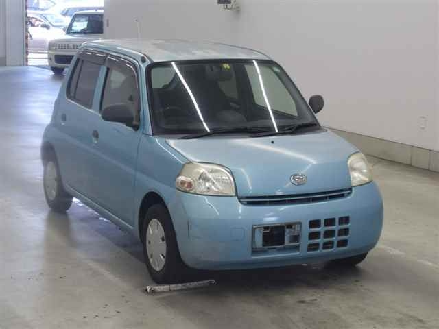 DAIHATSU ESSE 2010