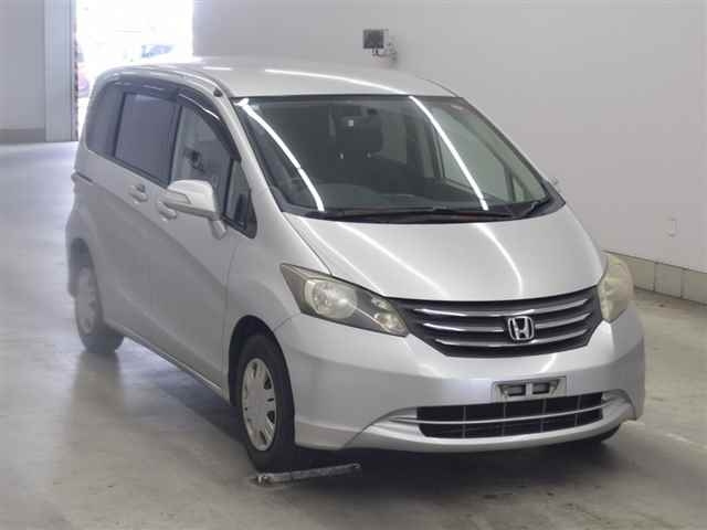 HONDA FREED 2008