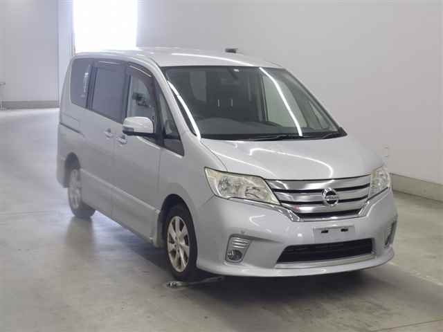 NISSAN SERENA 2011