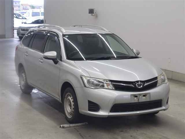 TOYOTA COROLLA FIELDER 2013