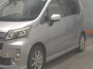 DAIHATSU MOVE 2013