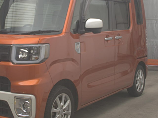 DAIHATSU WAKE 2018