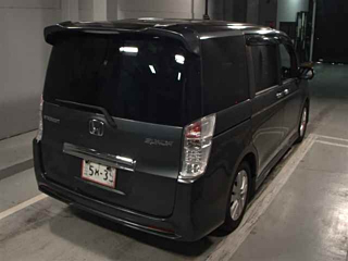 HONDA STEP WAGON 2011