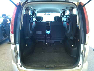 NISSAN SERENA 2009