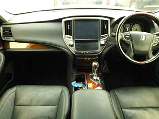 TOYOTA CROWN 2017