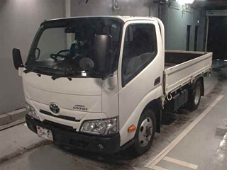 TOYOTA DYNA 2020