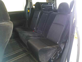 TOYOTA VELLFIRE 2010