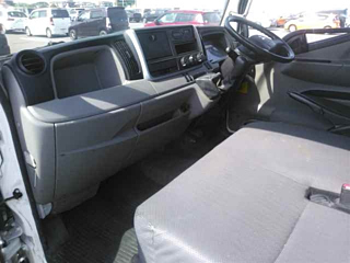 MITSUBISHI CANTER 2016