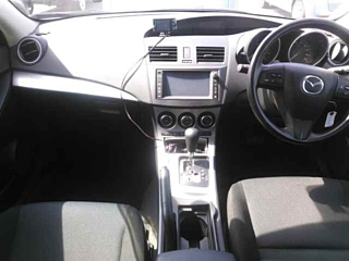 MAZDA AXELA 2011
