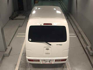 DAIHATSU HIJET VAN 2015