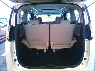 TOYOTA VELLFIRE 2015
