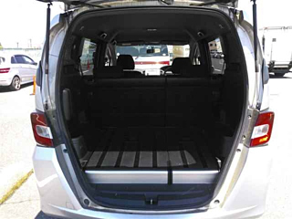 HONDA FREED 2010