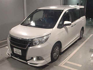 TOYOTA ESQUIRE 2015