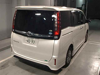 TOYOTA ESQUIRE 2015