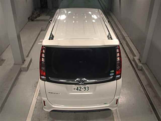 TOYOTA ESQUIRE 2015