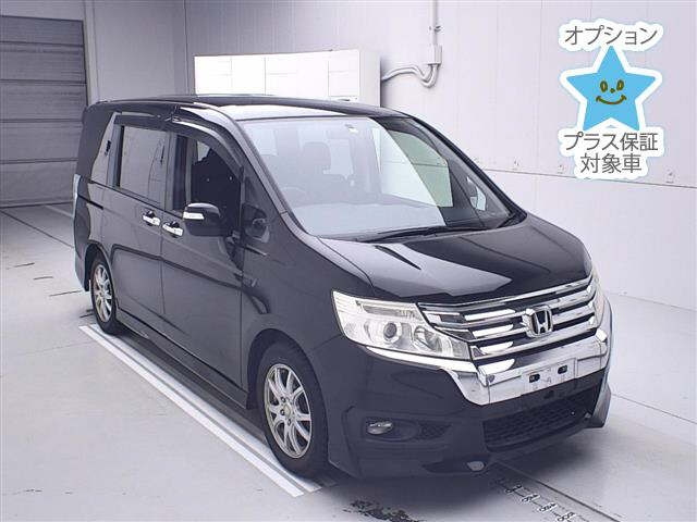 HONDA STEP WAGON 2014
