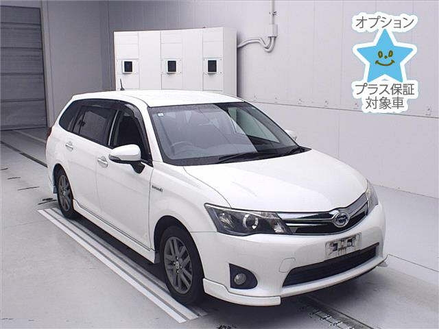 TOYOTA COROLLA FIELDER 2015
