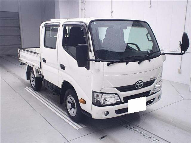 TOYOTA DYNA 2016