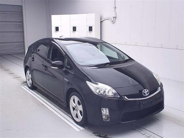 TOYOTA PRIUS 2011