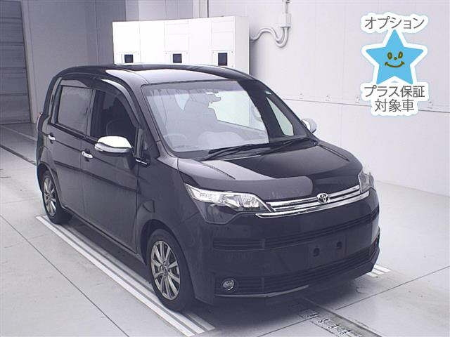 TOYOTA SPADE 2016