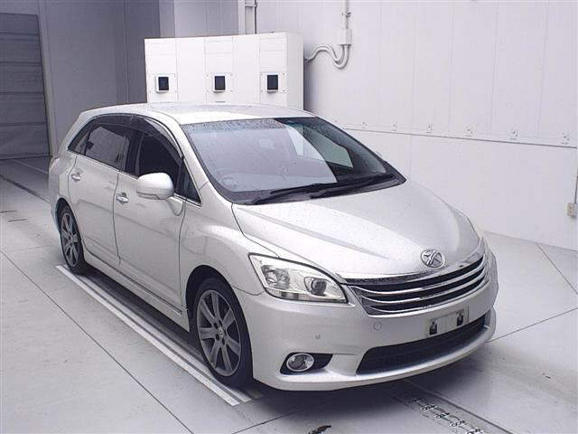 TOYOTA MARK X ZIO 2010