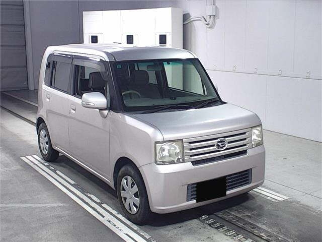 DAIHATSU MOVE CONTE 2010