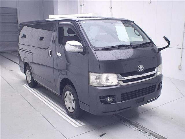 TOYOTA HIACE VAN 2008