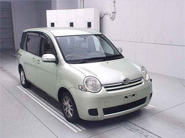 TOYOTA SIENTA 2006