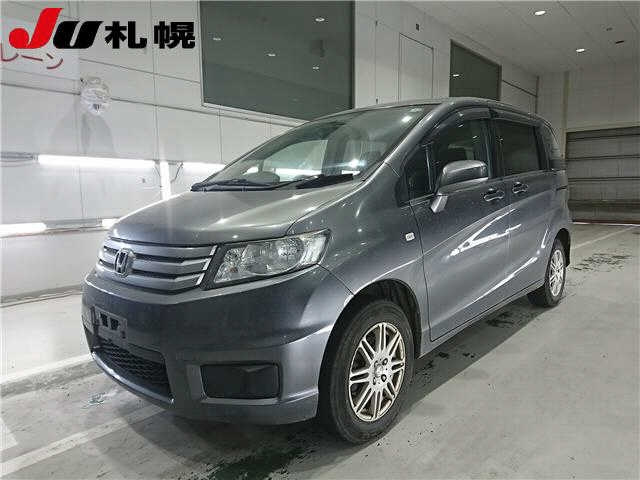 HONDA FREED 2011