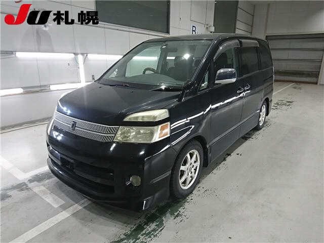 TOYOTA VOXY 2006