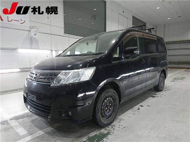 NISSAN SERENA 2010