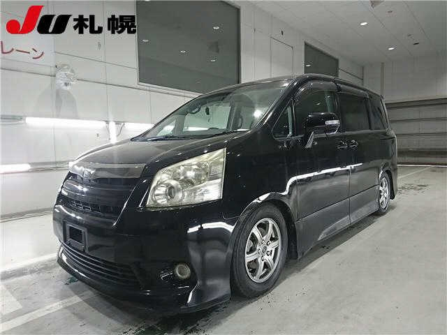 TOYOTA NOAH 2007