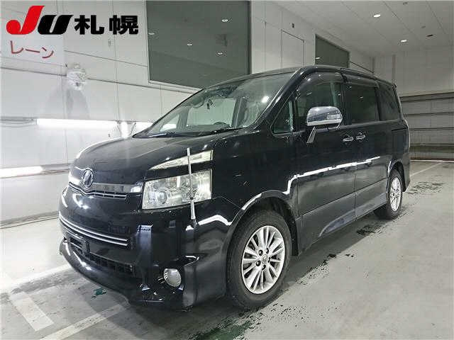 TOYOTA VOXY 2008