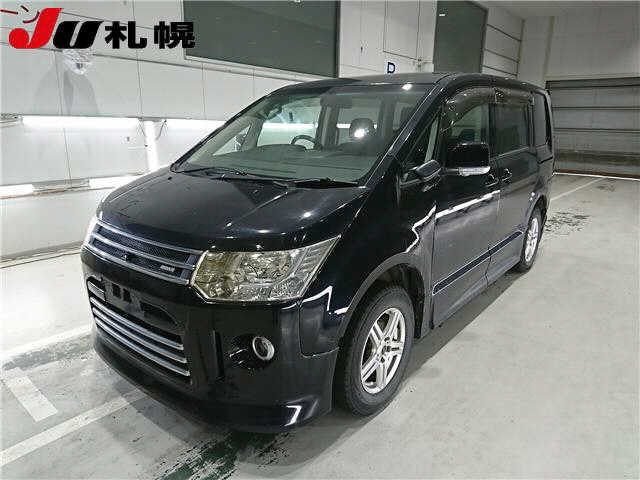 MITSUBISHI DELICA D5 2007