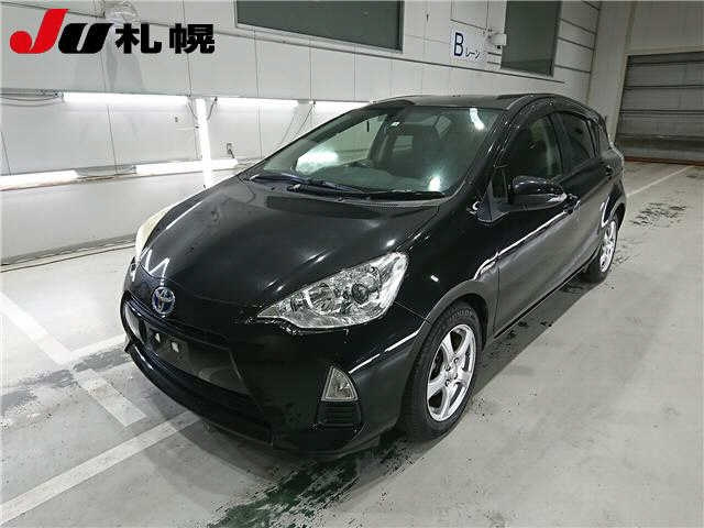 TOYOTA AQUA 2012