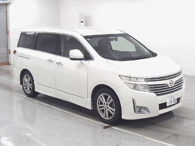 NISSAN ELGRAND 2011