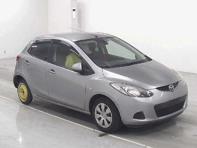 MAZDA DEMIO 2010