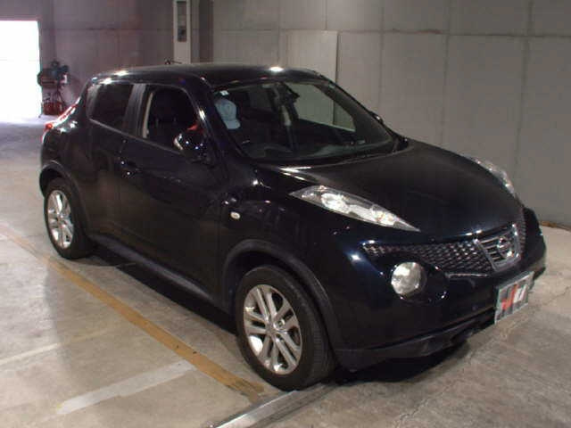 NISSAN JUKE 2011