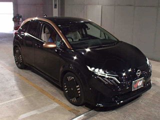 nissan aura