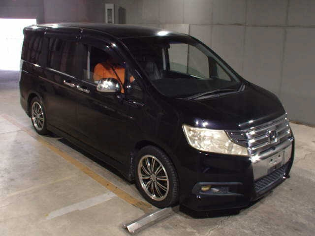 HONDA STEP WAGON 2010