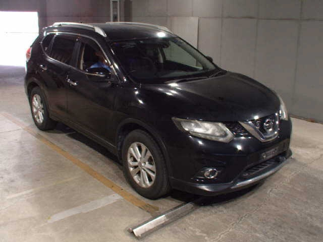 NISSAN X-TRAIL 2014