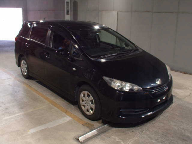 TOYOTA WISH 2012