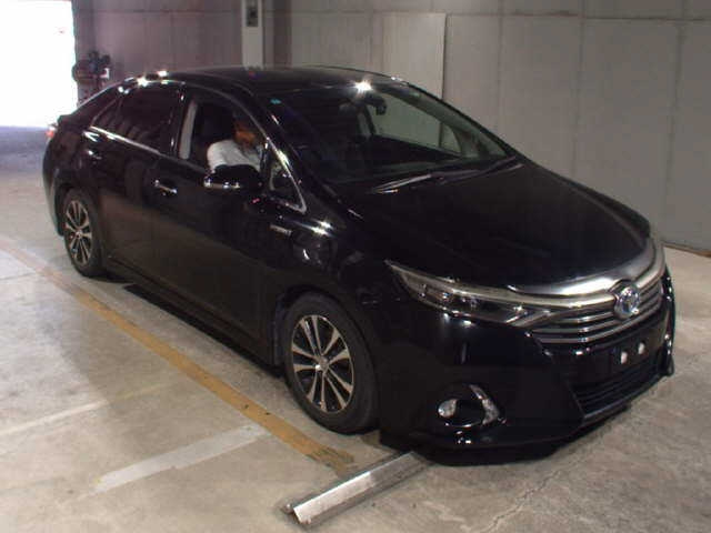 TOYOTA SAI 2015